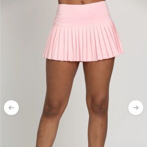 Gold hinge tennis skirt